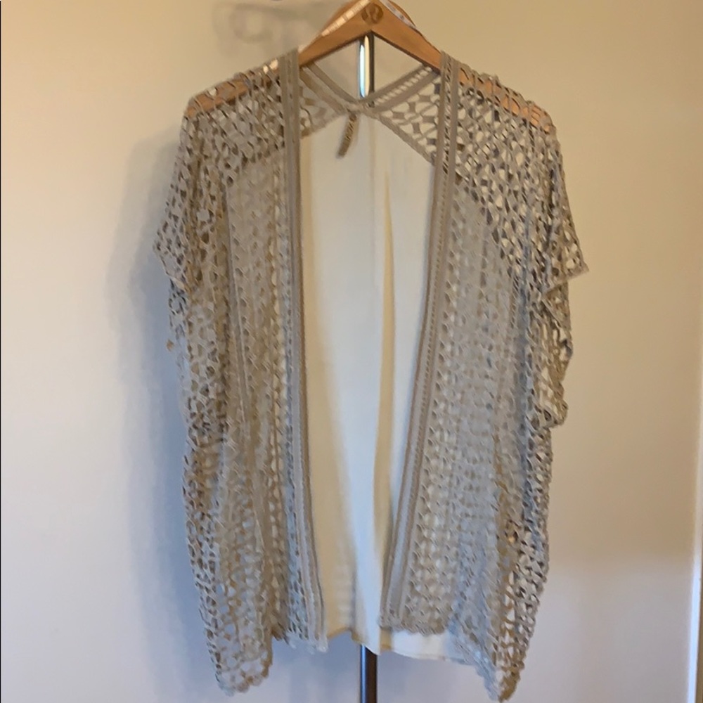 New XCVI size S